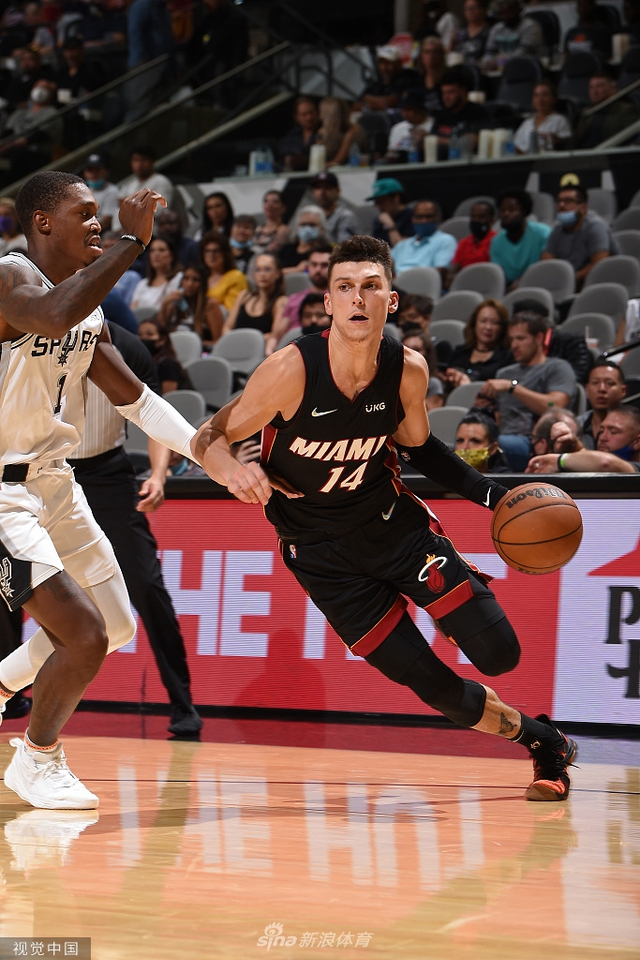 的体育足总 的体育足总